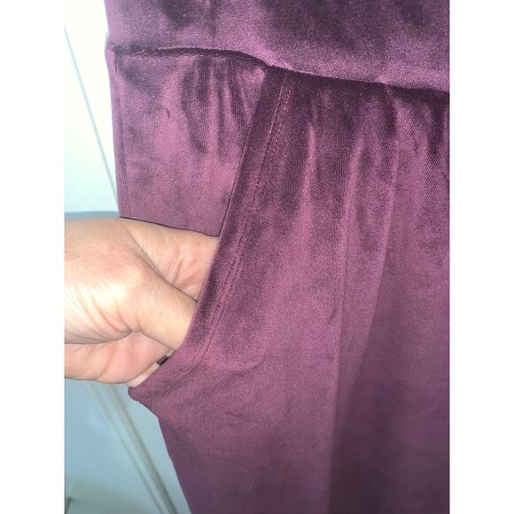 Victoria's‎ Secret Women's XL Purple Velour Jogger Pants Casual - Picture 5 of 8